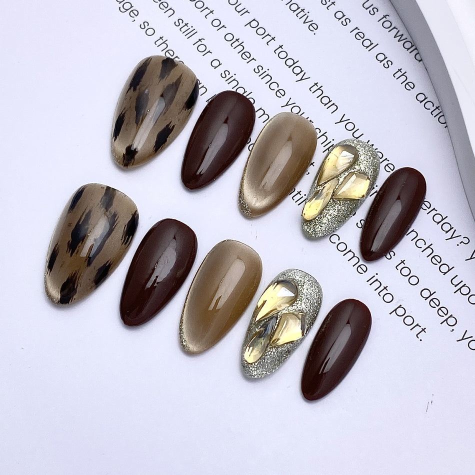 Leopard Print Cat Eye Nails – Short Almond Style
