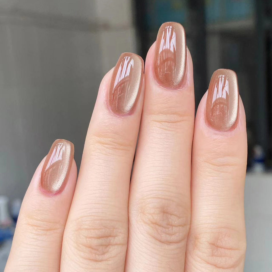 Cat’s Eye Fake Nails – Short White Removable Nail Patches