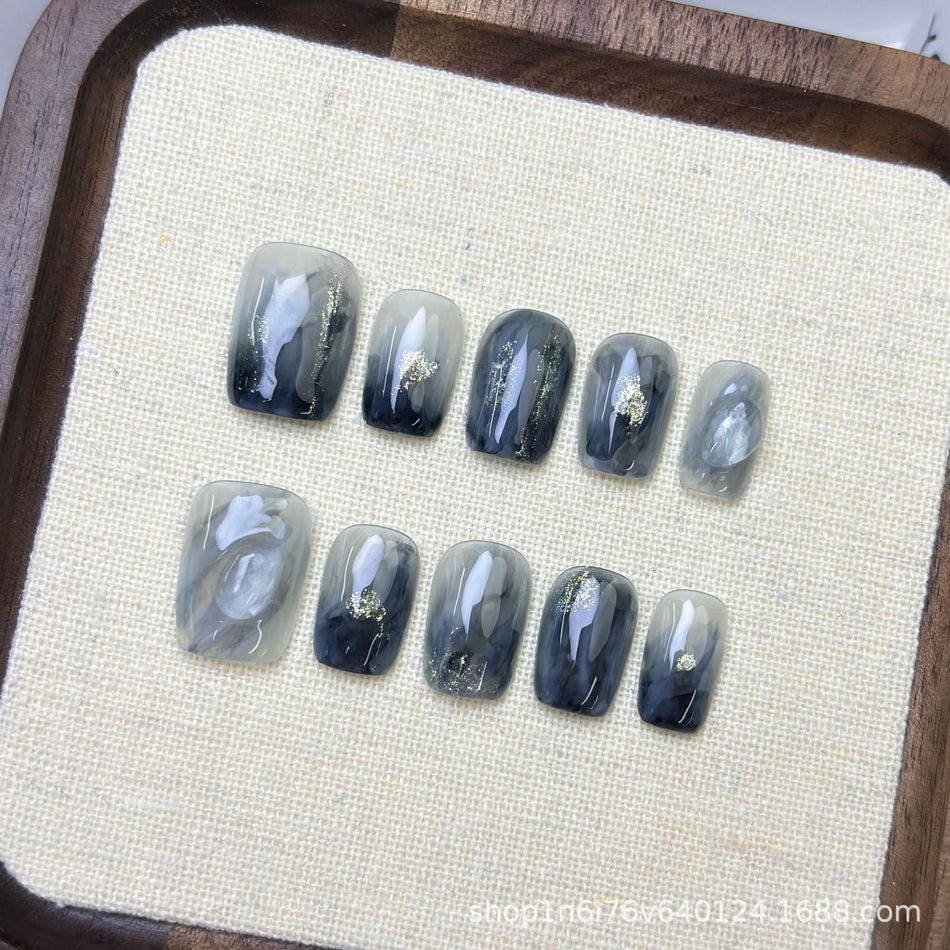 Waves Vignetting Short White Nails