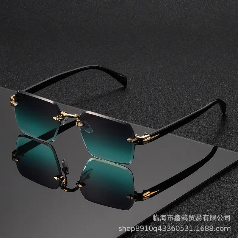 Square Metal Sunglasses – Unisex UV Protection