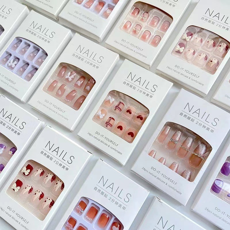 Autumn & Winter Pure Desire Wearable Nail Patches – Whitening