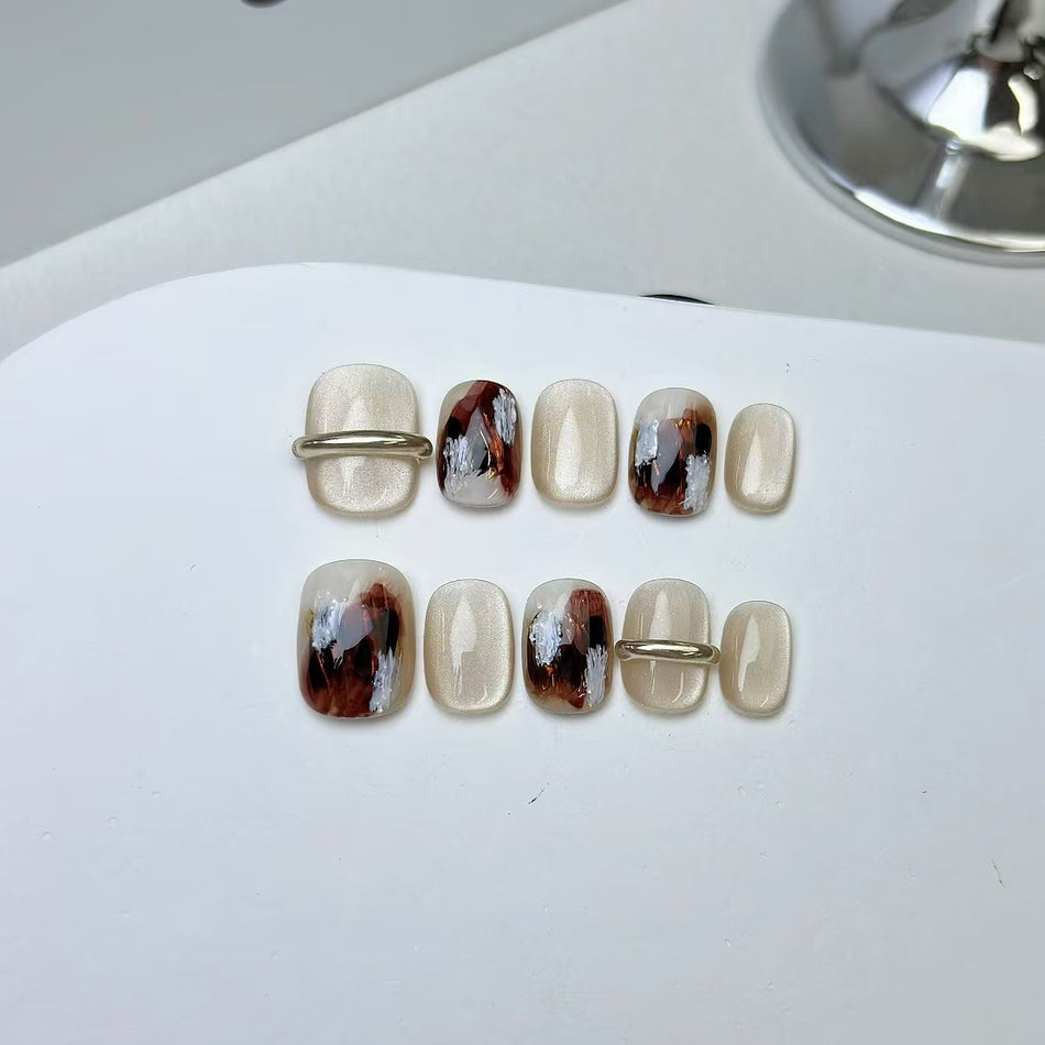 Gold-Plated Years Short Press-On Nails