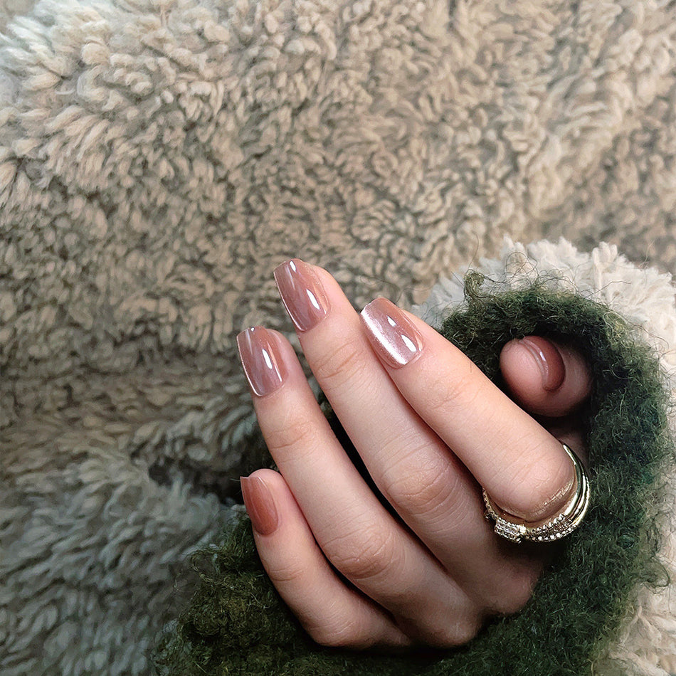 Peach Cat Eye Nails – 30pc Semi-Finished Wearable Set