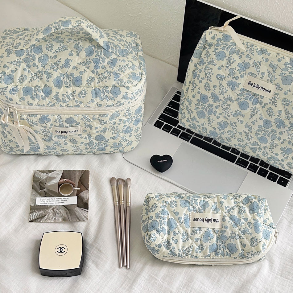 Floral Cosmetic Bag – Large Capacity Travel Pouch