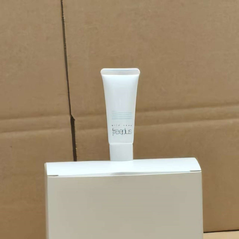 Fuli Moisturizing Amino Acid Facial Cleanser